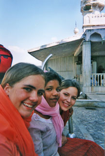 Kristin's Life in the DTS India Mosque